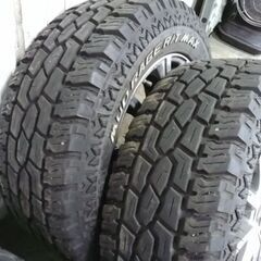 《2シーズン使用》215/65r16 MUD RAGE RT MAX  バリ溝 4本  ヤリスクロス フォレスター XV ハイエースなどに AT MT タイヤの画像