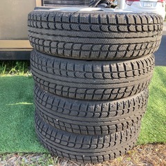 14インチ！鉄チン  スタッドレスタイヤ 155/65R14 中古 ８分山 ４本の画像