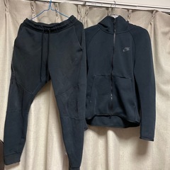 NIKEティクフリース上下セットの画像