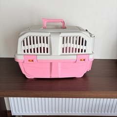 ペットキャリーの画像