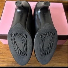 KIREIパンプス 黒 ブラック シンプル フォーマル 冠婚葬祭の画像