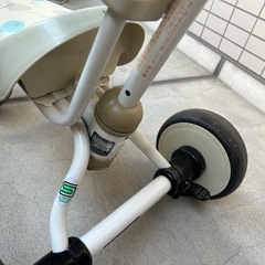 【三輪車】ナチュラルトライク（押し棒付き）の画像