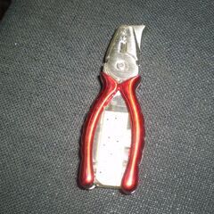 ペンチ　デザイン　ガス補充型ライターの画像