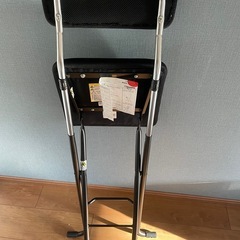 黒　椅子の画像