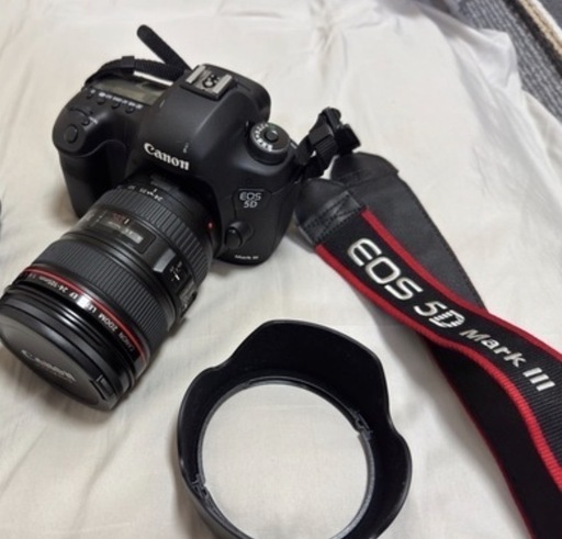 【高級レンズセット】Canon EOS 5D Mark III （フルサイズ）