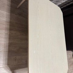 取引決定済ニトリ折りたたみテーブルの画像