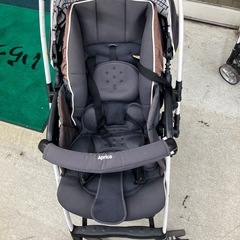 店2603-888 aprica ベビーカー karoonair 折りたたみ可能 キズ汚れ有りの画像