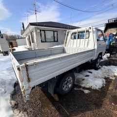 三菱　デリカトラック　積載850kg ディーゼル4WD 車検ありの画像