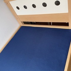 ベッド＋マットレスの画像