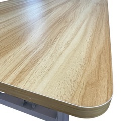 折りたたみデスクの画像