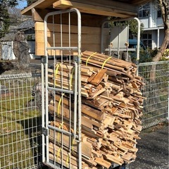 ・対面不要・薪ストーブに　焚き木　薪　キャンプ　焚火　広葉樹　ナラ　サクラ　端材の画像