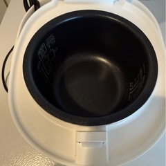 3/23迄！　美品　アイリスオーヤマ　炊飯器　3合用の画像