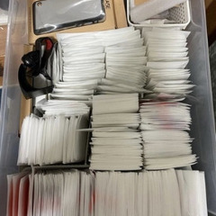 パソコン+iphone(いろいろな物)の画像