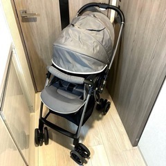 現状品 ベビーカー  Aprica ラクーナクッション A型 両対面式 の画像