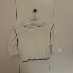 ブラウス風ニットトップスの画像