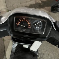 スズキアドレスV100の画像