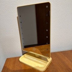 【小物置き付き】LED卓上ミラーの画像