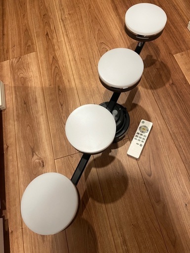 【美品】ニトリ　4灯LEDシーリングライト(YP787C ミドルブラウン)