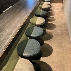 カウンターチェア 6脚 グレー　バーチェア ハイスツール おしゃれ 椅子 スツール 丸椅子 店舗 レザー 北欧 レトロ ヴィンテージ  回転式 昇降式 チェアー カフェ風 イス カウンタースツール バーチェアの画像