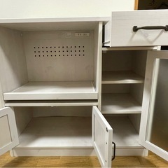 カップボードの画像