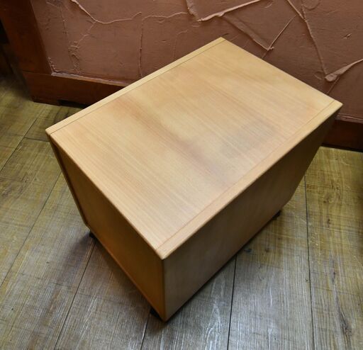 ●北欧　デンマーク　Formio社●ブナ材　チェストワゴン　中古品●相模原　横浜　神奈川●フォルミオ　北欧家具　デスクワゴン●