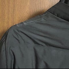 UNIQLO シームレスダウンコート ブラック Lの画像