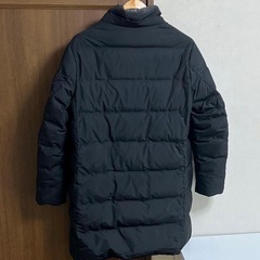 UNIQLO シームレスダウンコート ブラック Lの画像