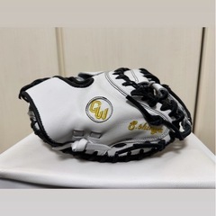 【即戦力・型付け済】オーダーキャッチャーミットの画像