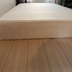 セミダブルマットレス(すのこ付き)の画像