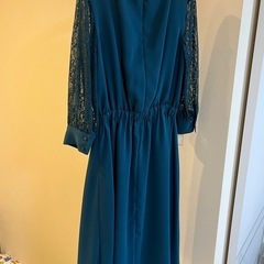 パーティドレス　　膝丈　ブルーグリーンの画像