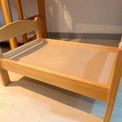 IKEA　・ ドゥクティグ 人形用ベッド 中古の画像