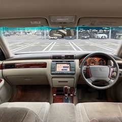 クラウンロイヤル　特別仕様車「ロイヤルサルーンプレミアム21」の画像