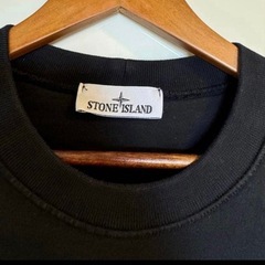 本日のみ値下げ中Stone Island スウェットLサイズの画像