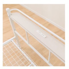 ニトリ　シングル棚付きパイプベッド
の画像