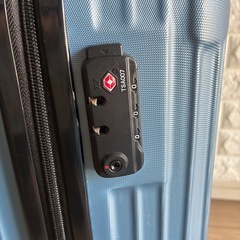 引越しの為本日のみ①美品キャリーケースの画像