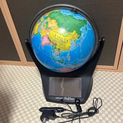 しゃべる地球儀 NEOVision
