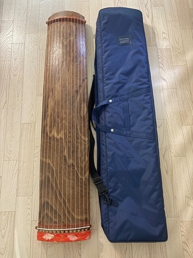 箏 フルセット すだれ彫り 立奏台 ケース 楽譜5冊付 琴柱・琴爪・見台（未使用）付 初心者〜経験者OK