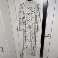 snidelのデコルテオープンワンピースです☺️の画像