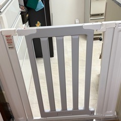 カトージ　ベビーゲート　追加フレーム付きの画像