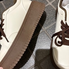 厚底スニーカーの画像