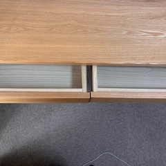 タモ天然木 デスク 幅125cm 引き出し付き【杉並区へ引き取りに来ていただける方】の画像