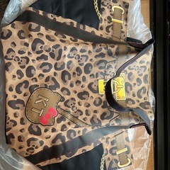 新品　🎀キティー🎀ヒョウ柄トートバッグ🎀お買い物バッグ🌸の画像