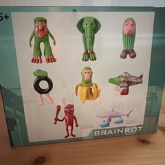 イタリアンブレインロット　フィギュア8体の画像