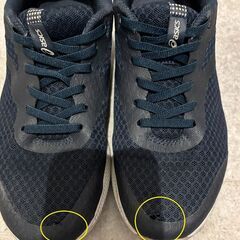 スニーカーの画像