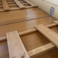 ベッドフレーム  シンプルの画像