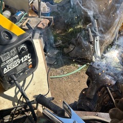 半自動溶接機 スズキッド　の画像