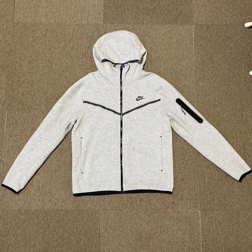 【美品】NIKE メンズ　テックフリース　　
セットアップ　パーカー　スエットパンツ　