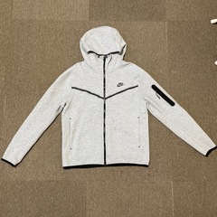 【美品】NIKE メンズ　テックフリース　　
セットアップ　パーカー　スエットパンツ　の画像