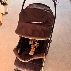 ベビーカーcombiメチャカルハンディの画像