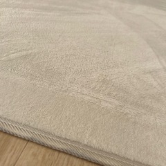 ラグ　ホワイトの画像